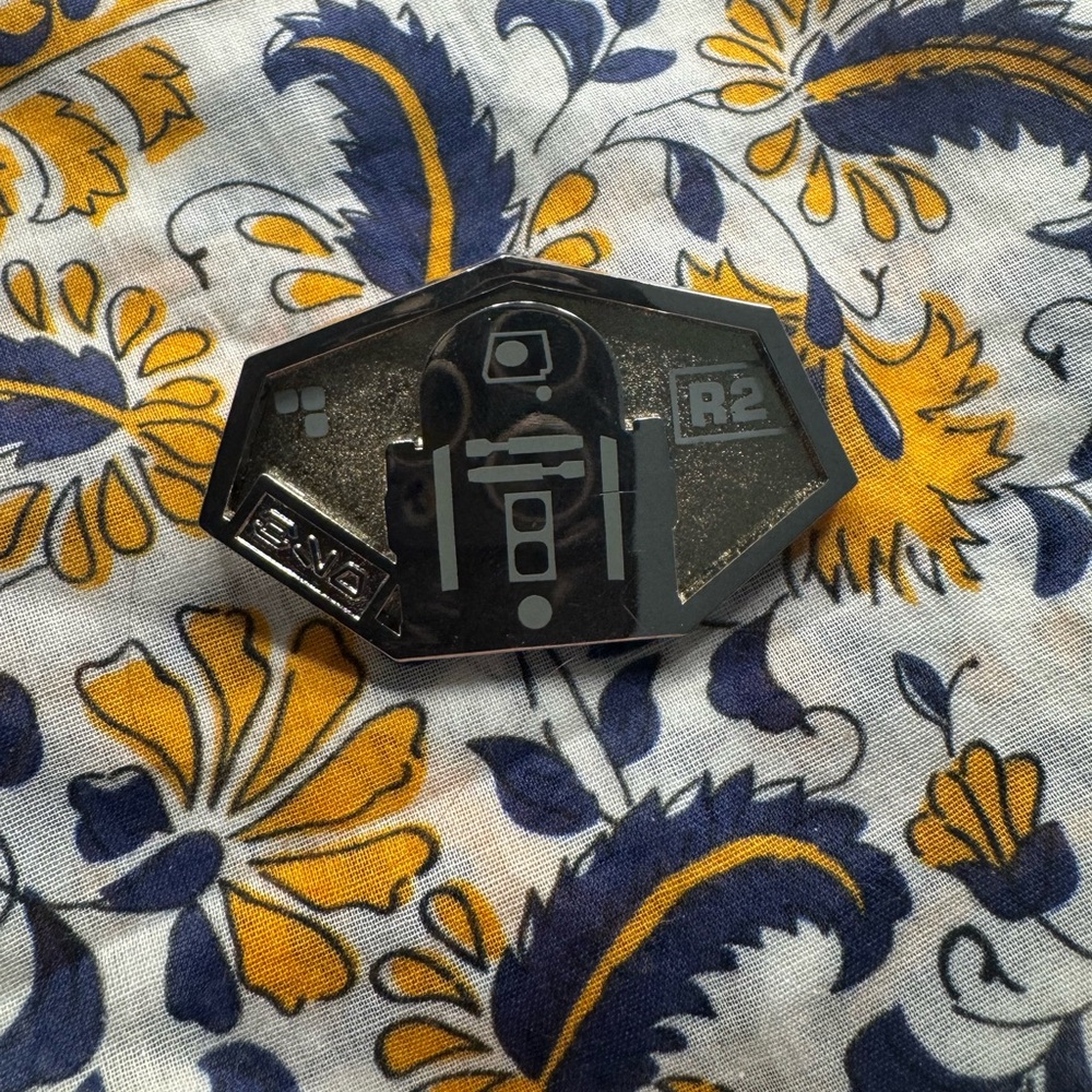 Disney Parks Official Star Wars R2-D2 Enamel Pin